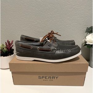 New Never Worn Men’s Leather Sperry 10.5